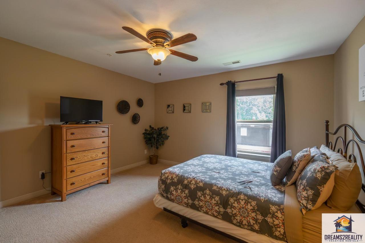 4Br Walk-In - Foosball Table - Hot Tub - Fire Pit - Free Tickets Included - Dv166 Μπράνσον Εξωτερικό φωτογραφία