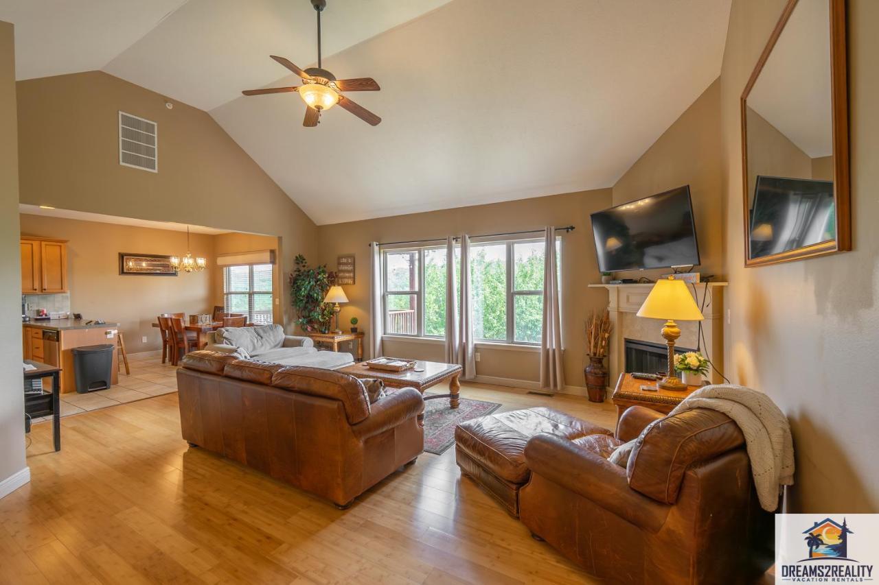 4Br Walk-In - Foosball Table - Hot Tub - Fire Pit - Free Tickets Included - Dv166 Μπράνσον Εξωτερικό φωτογραφία